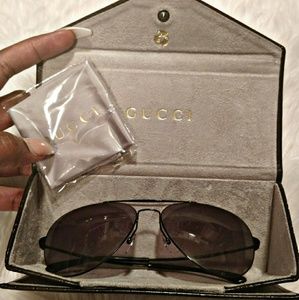 Gucci Shades (Unisex) SOLD